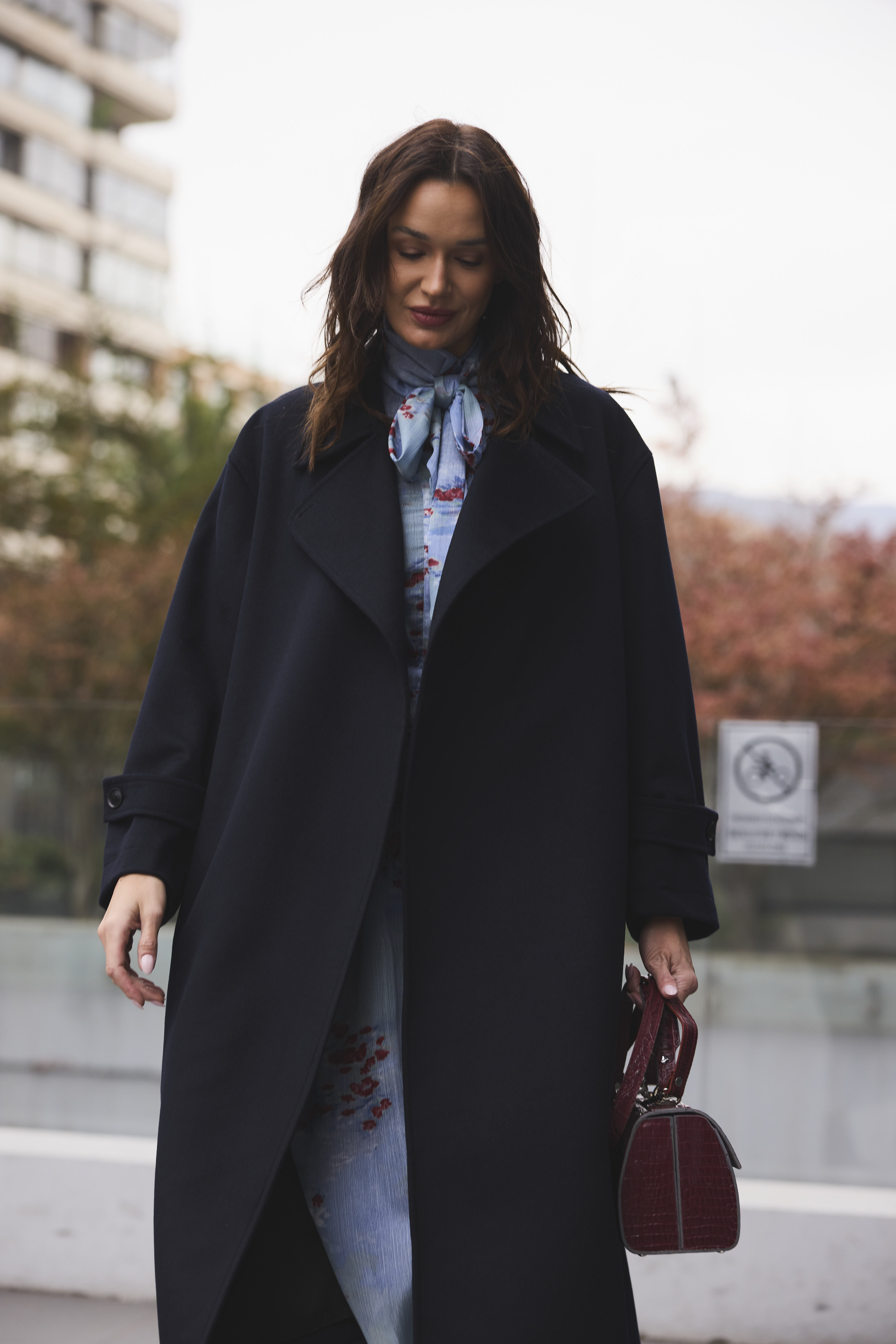 Modelo con abrigo de cashmere